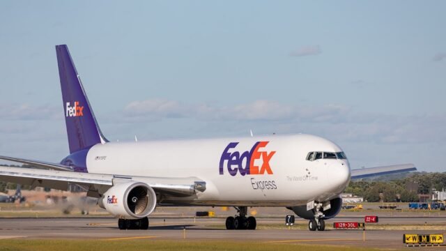 FedEx Shipping Centre